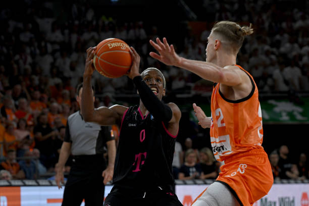 不仅为本届 不仅为本届